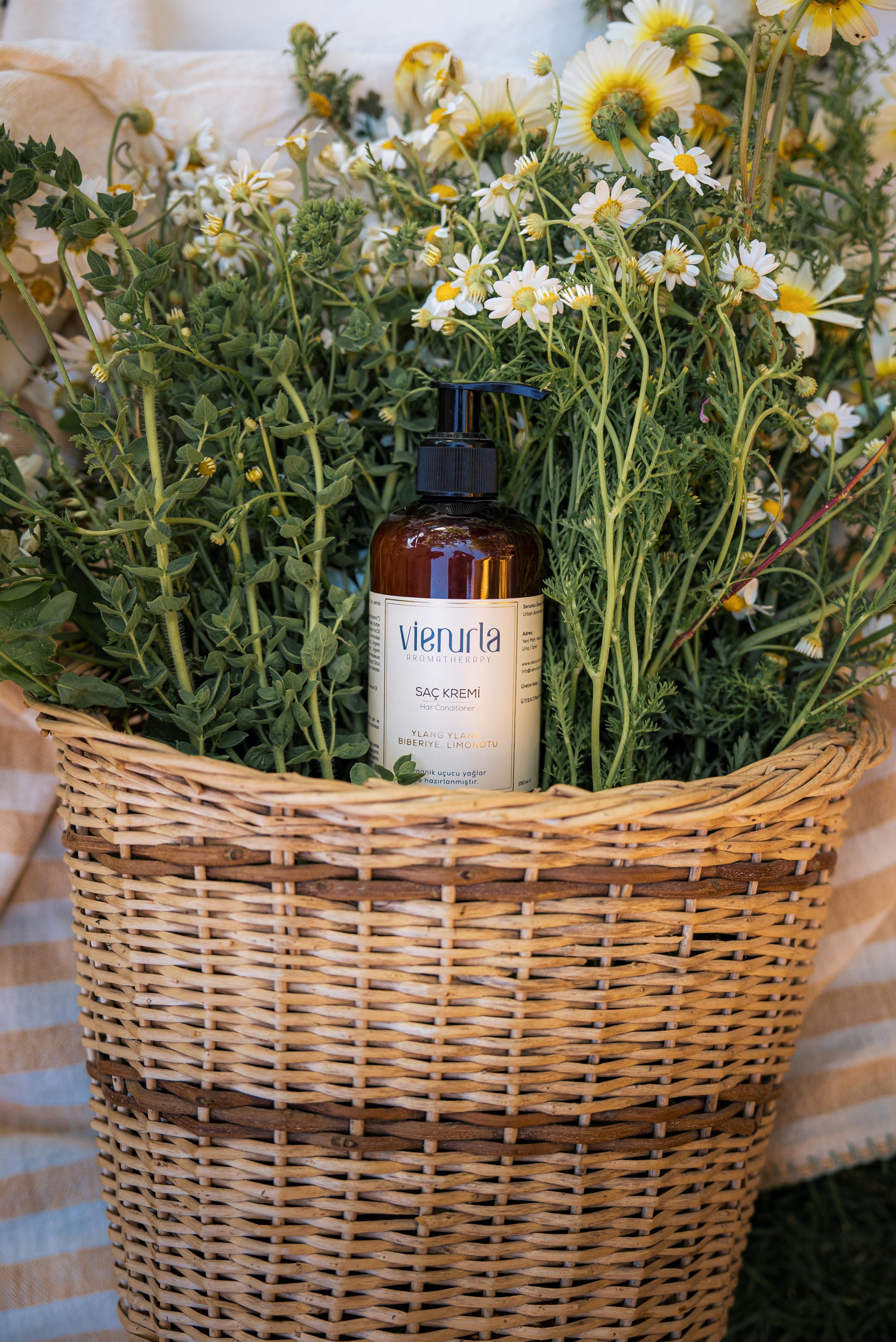 Limonotu & Ylang Ylang & Biberiye Aromaterapötik Etkili Saç Kremi