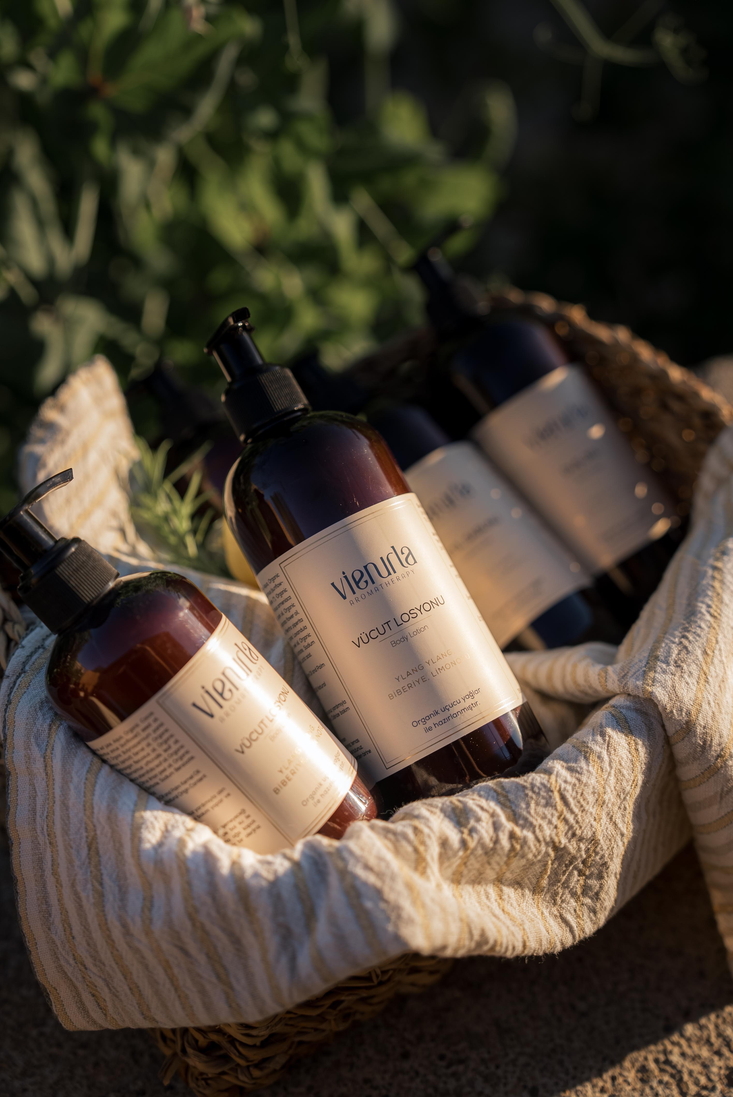 Limonotu & Ylang Ylang & Biberiye Aromaterapötik Etkili Vücut Losyonu